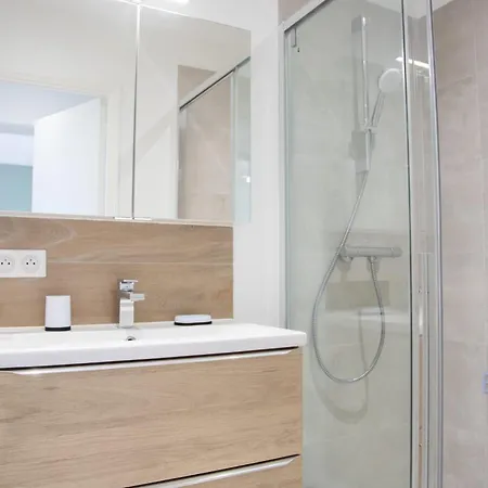 Flat With Hot Pool Apartman Juan-les-Pins