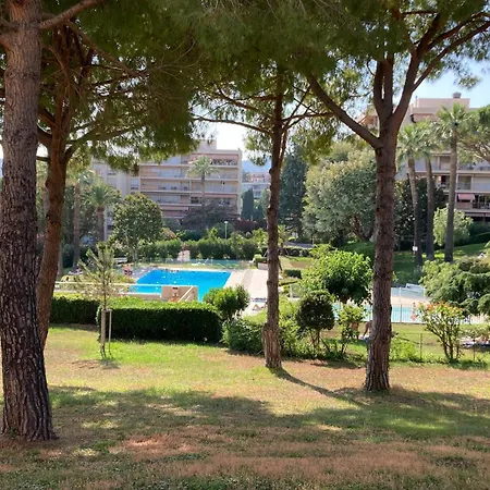 Flat With Hot Pool Juan-les-Pins
