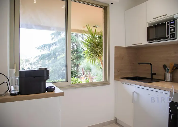 Flat With Hot Pool Apartment